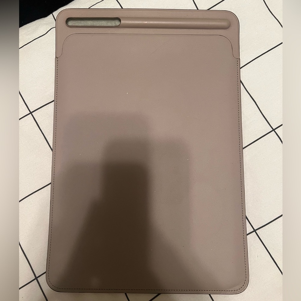 Apple iPad leather sleeve